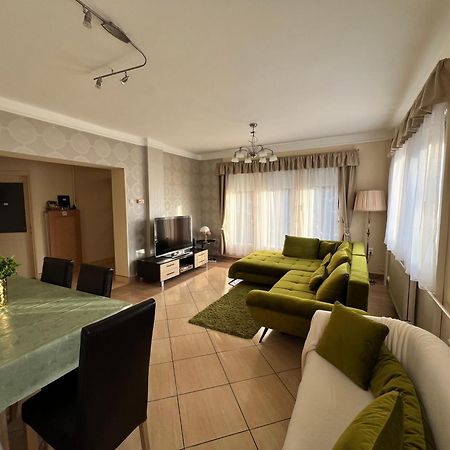 Relax Apartman Ньїредьгаза Екстер'єр фото