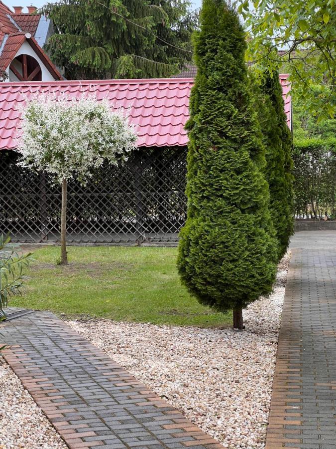 Relax Apartman Ньїредьгаза Екстер'єр фото