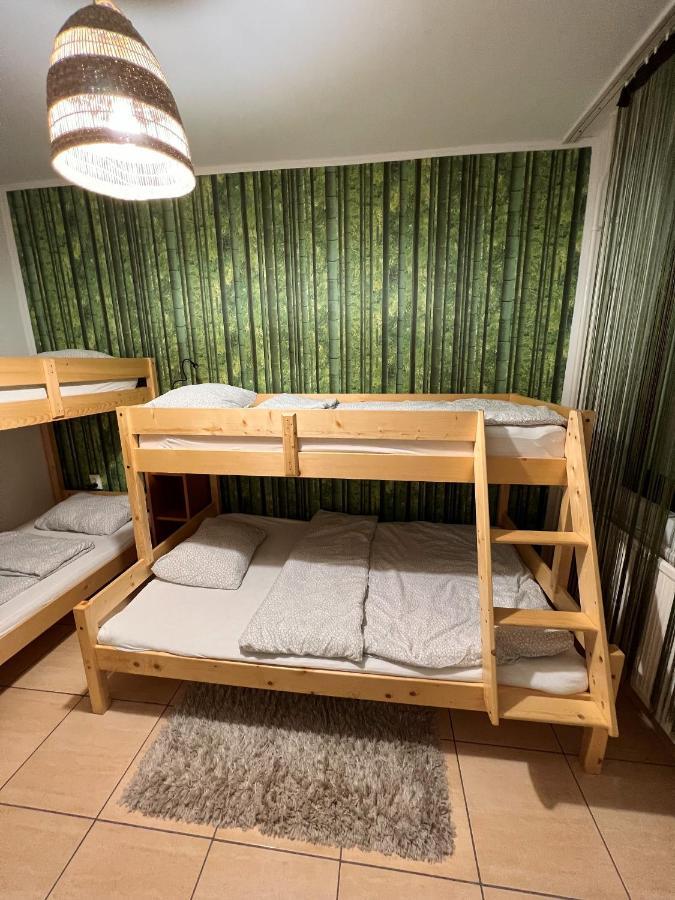 Relax Apartman Ньїредьгаза Екстер'єр фото